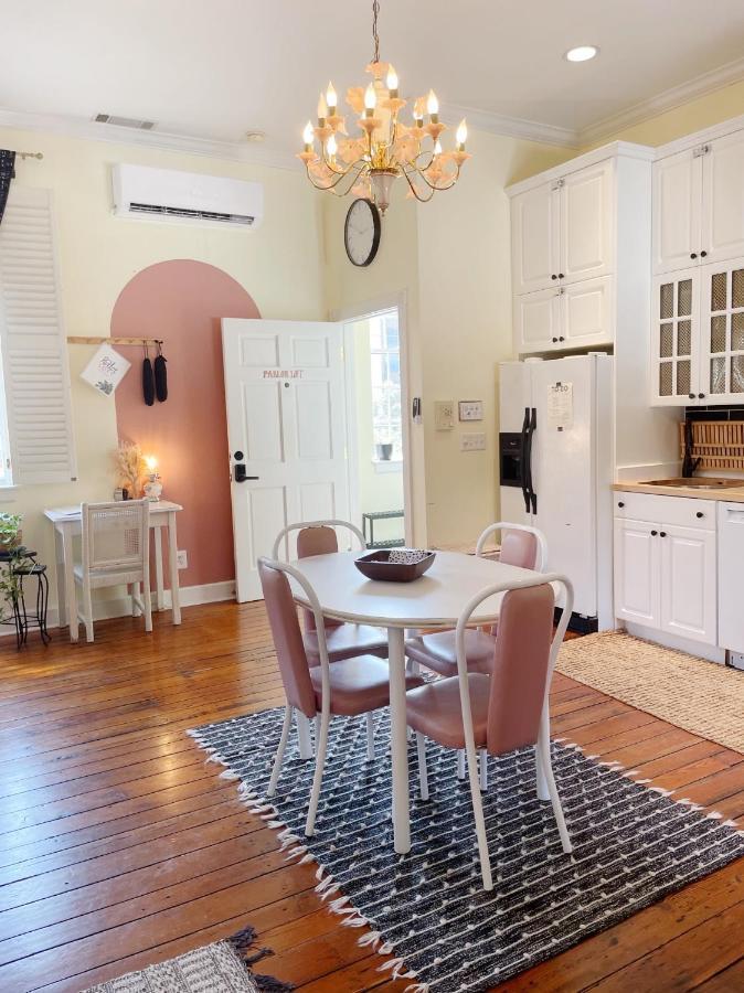 Charming 1885 Parlor Loft Downtown Savannah Stay Экстерьер фото