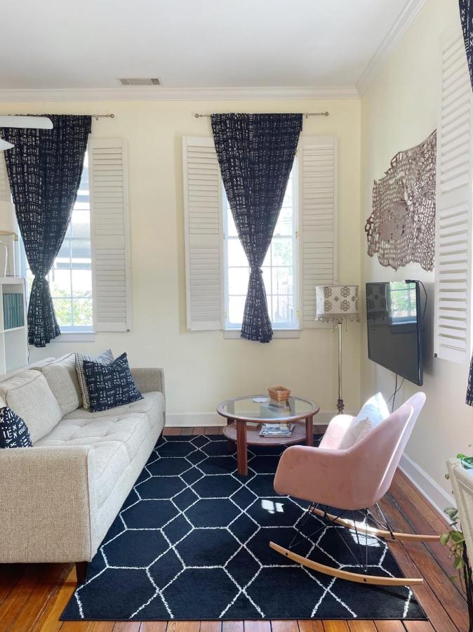 Charming 1885 Parlor Loft Downtown Savannah Stay Экстерьер фото