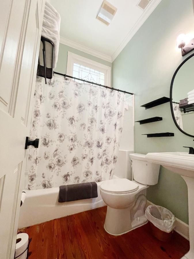Charming 1885 Parlor Loft Downtown Savannah Stay Экстерьер фото