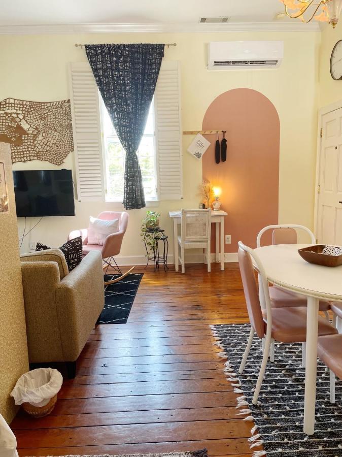 Charming 1885 Parlor Loft Downtown Savannah Stay Экстерьер фото